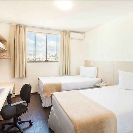 Front Hotel Expominas Belo Horizonte Eksteriør billede